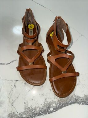 Steve Madden Tan Strappy Leather Ankle-Zip Sandals
